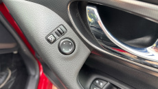 Nissan Qashqai 1.3 DiG-T N-Connecta 5dr Petrol Hatchback